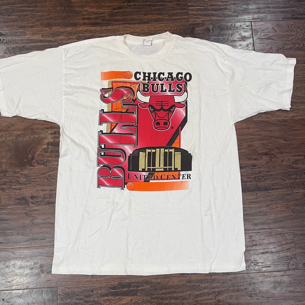 Sunrise Sportswear Chicago Bulls T Shirt Mens XL White Vtg United Center NBA